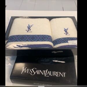 YSL bath towel set